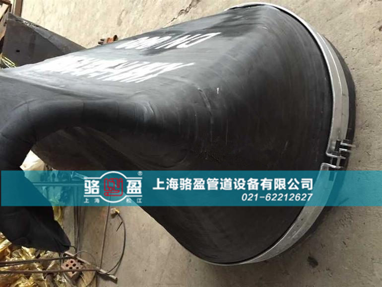 彎嘴法蘭式<a href=http://www.icuqq.cn/ target=_blank class=infotextkey><a href=http://www.icuqq.cn target=_blank class=infotextkey>鴨嘴閥</a></a>結(jié)構(gòu)圖