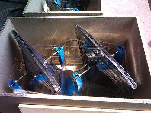 [自定義列表<h5>技術參數</h5>
<table cellspacing=